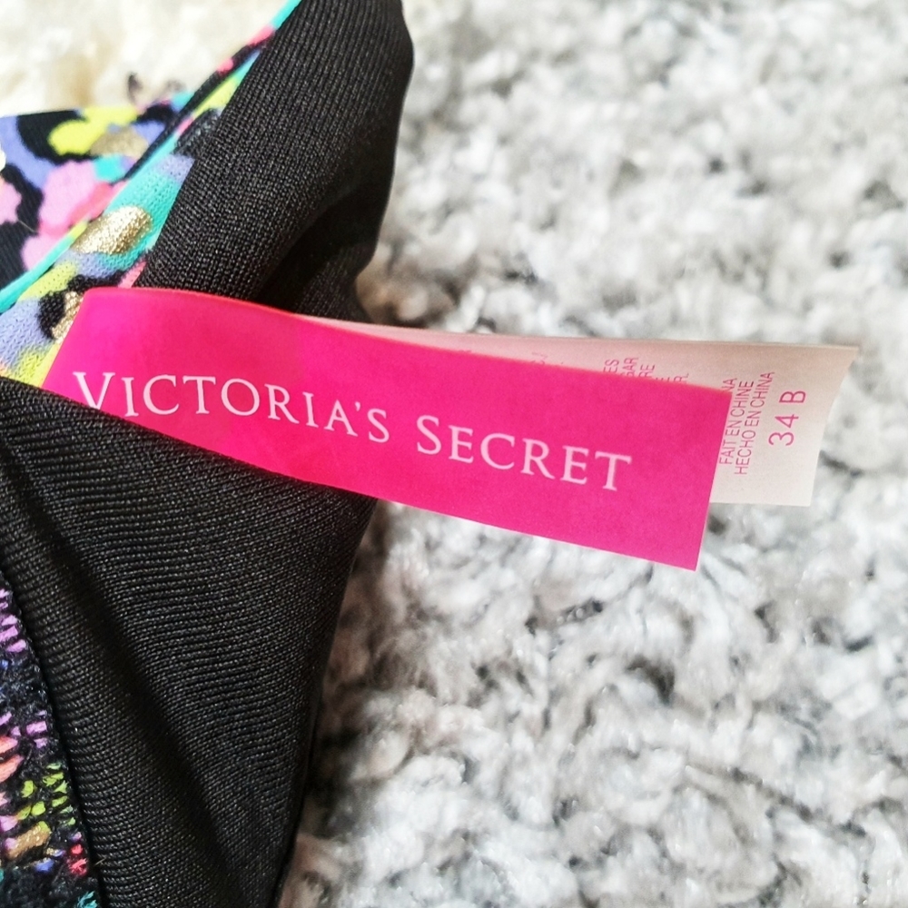 3/$30 Victoria's Secret 34B Bathing Suit Top - Picture 3 of 4